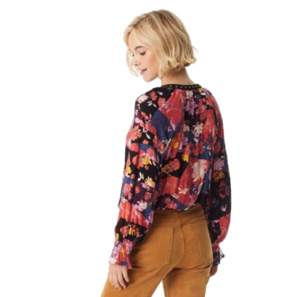 Jessica Simpson Tifany Embellished Floral Multicolor Blouse. Small - Picture 3 of 10